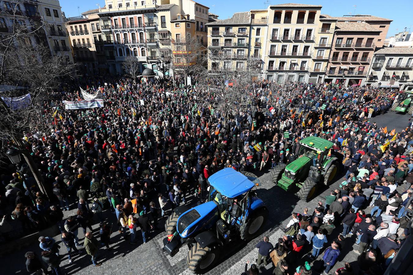 Las imágenes de la multitudinaria protesta de los agricultores y ganaderos en Toledo