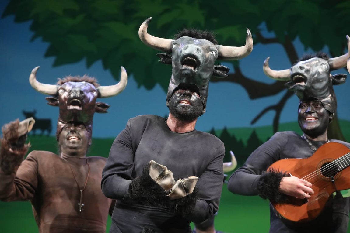 FOTOS: Chirigota Este año tenemos mucho ganao en el COAC 2020