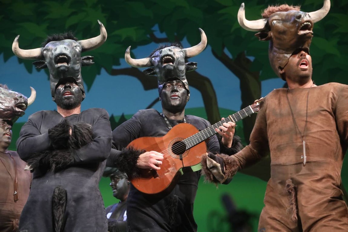 FOTOS: Chirigota Este año tenemos mucho ganao en el COAC 2020