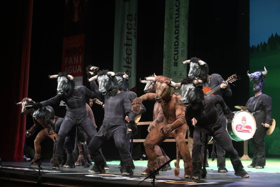 FOTOS: Chirigota Este año tenemos mucho ganao en el COAC 2020