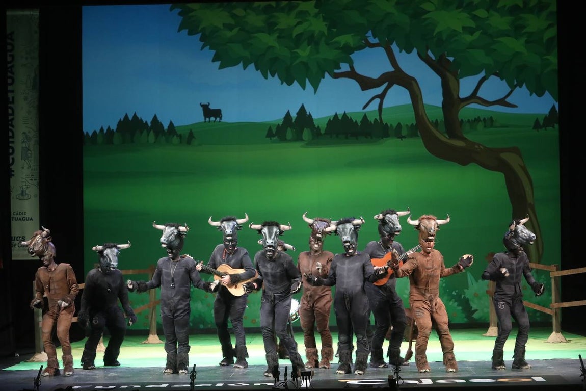 FOTOS: Chirigota Este año tenemos mucho ganao en el COAC 2020