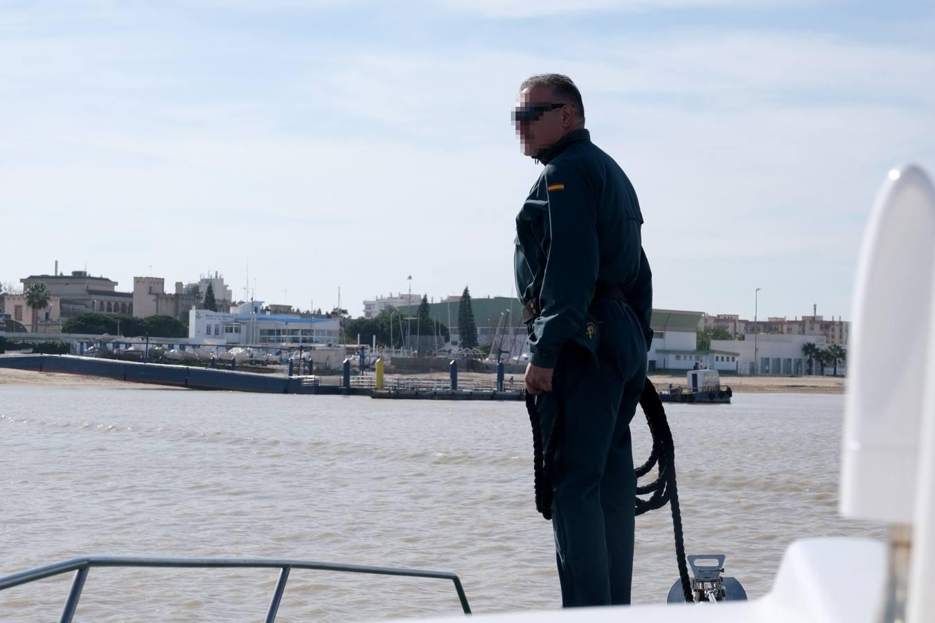 FOTOS: Golpe de la Guardia Civil a la pesca ilegal de angulas en el Guadalquivir