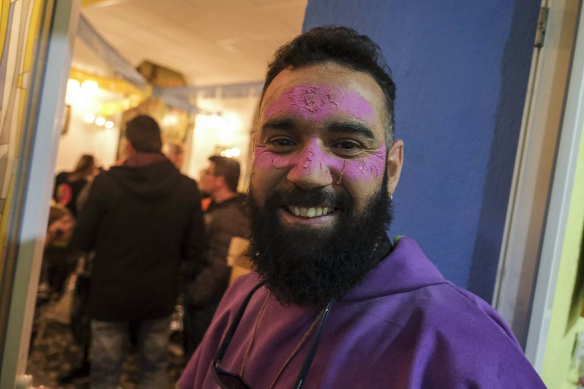 FOTOS: Así se prepara la chirigota de Vera Luque, Los #Cadifornia, para su pase en el COAC 2020