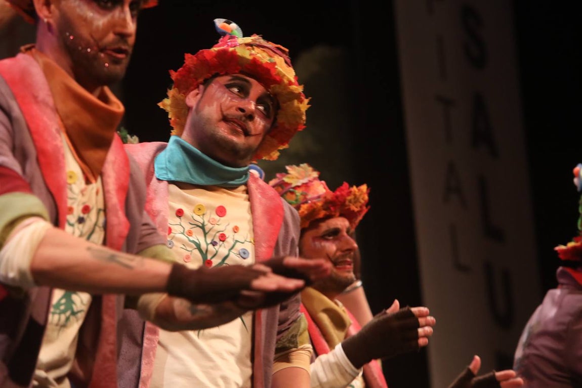 FOTOS: Comparsa La tierra de la alegría en el COAC 2020