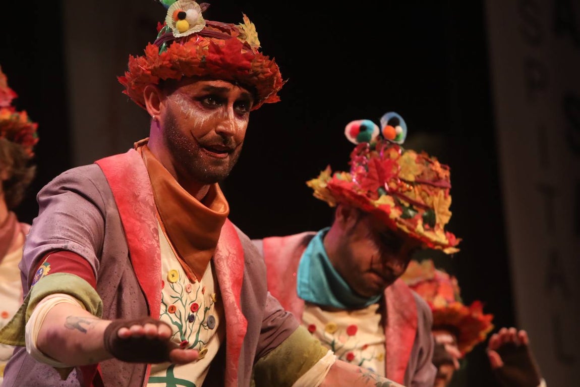 FOTOS: Comparsa La tierra de la alegría en el COAC 2020