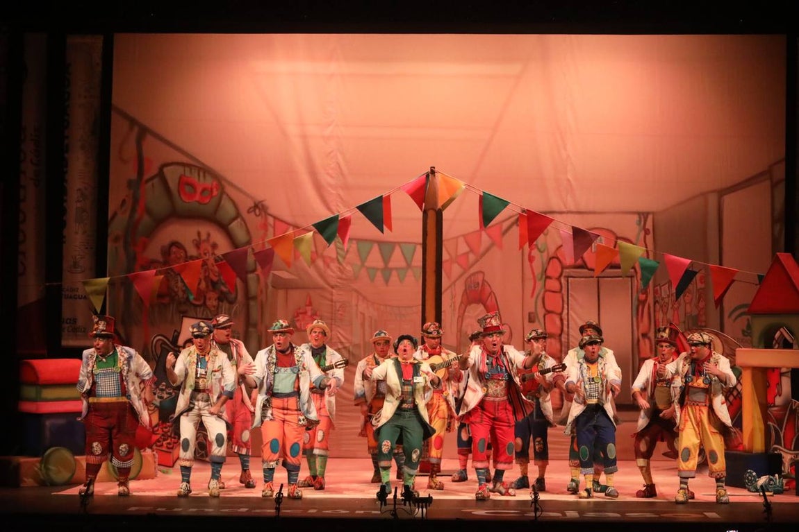 FOTOS: Comparsa Los tocaos del ala en el COAC 2020