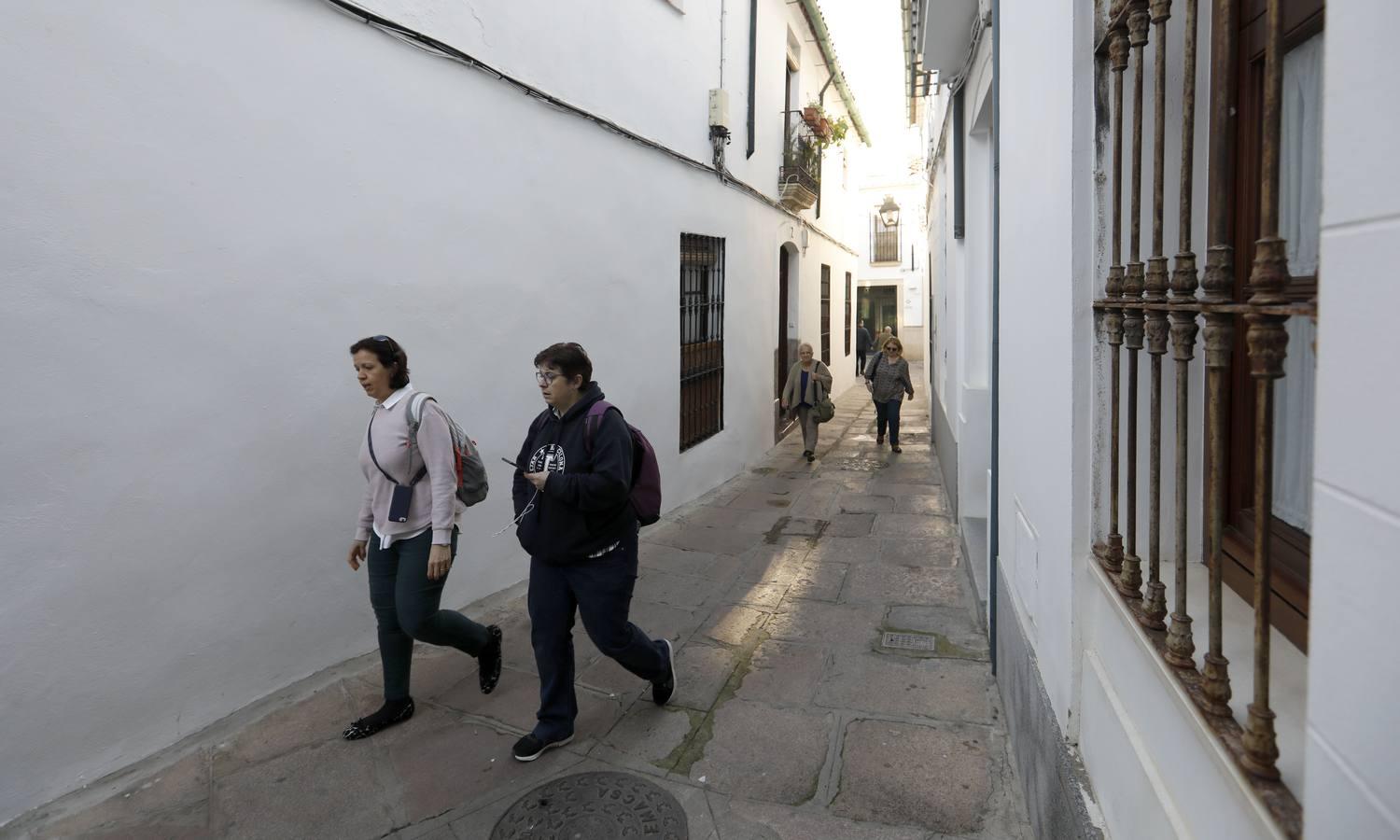 La calle Romero de Torres en Córdoba, en imágenes