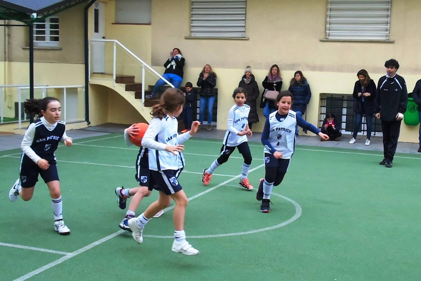 Las mejores imágenes del partido de baloncesto