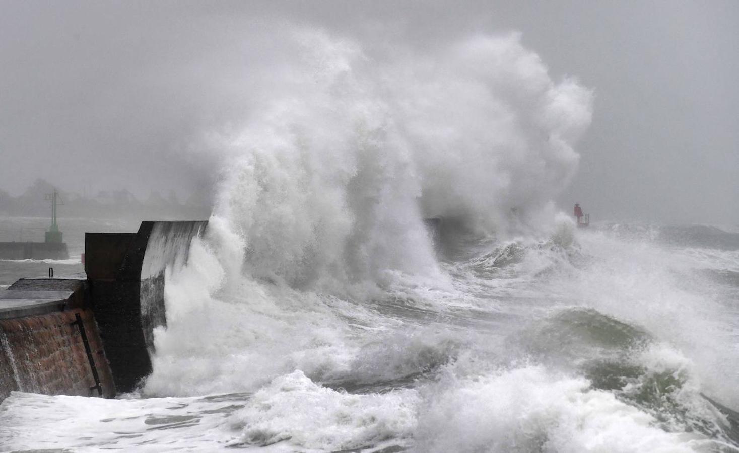 Así se comportaba el mar en Plobannalec-Lesconil, en Francia. 