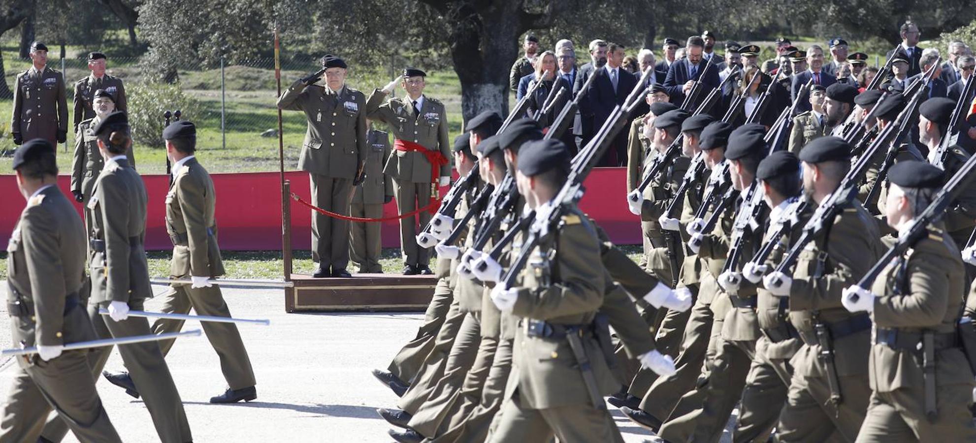 La toma de posesión del nuevo jefe de la Brigada de Córdoba, en imágenes