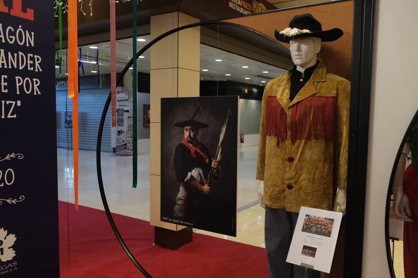 FOTOS: Exposición &#039;De Aragón a Santander se coge por Cádiz&#039; en El Corte Inglés