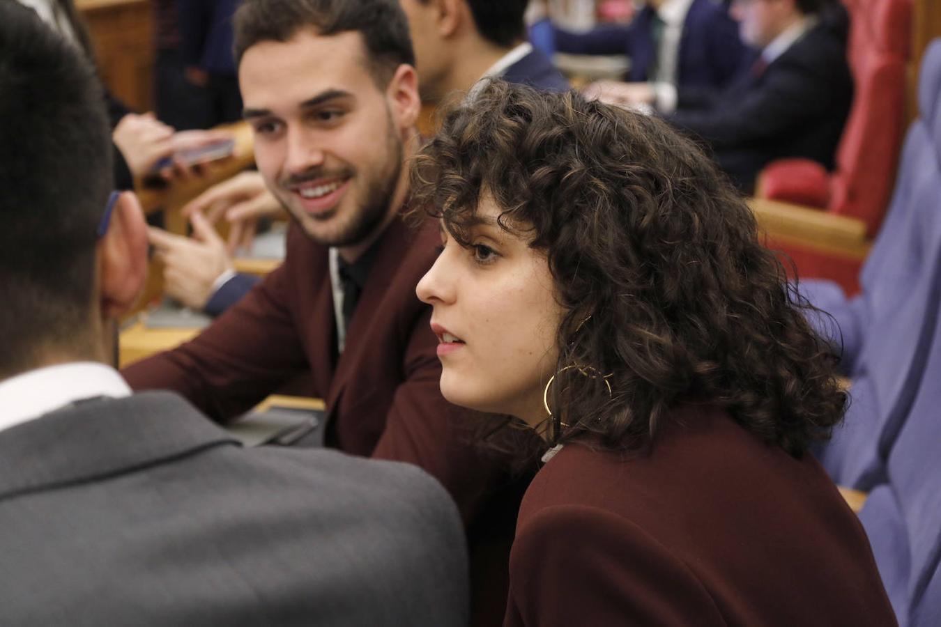 En imágenes: los universitarios debaten en las Cortes de Castilla-la Mancha