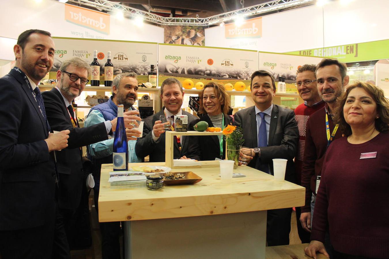 Las imágenes de García-Page en la feria de productos ecológicos de Núremberg