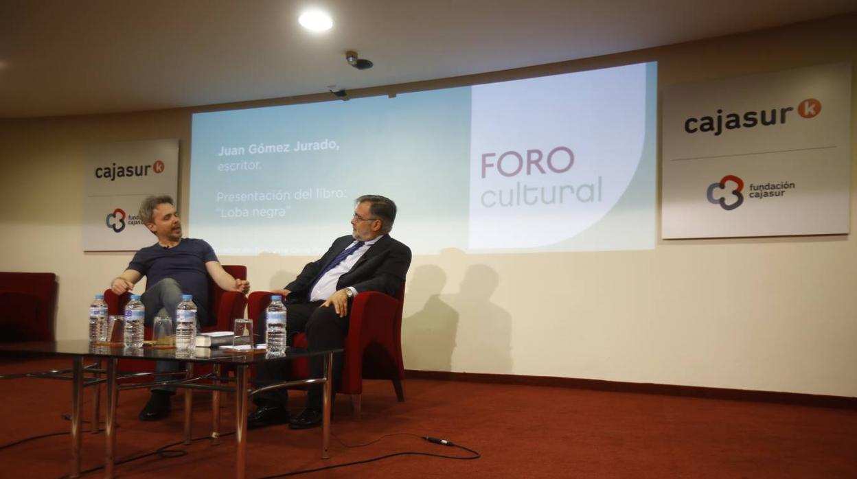 En imágenes, Juan Gómez Jurado en el Foro Cultural de ABC Córdoba