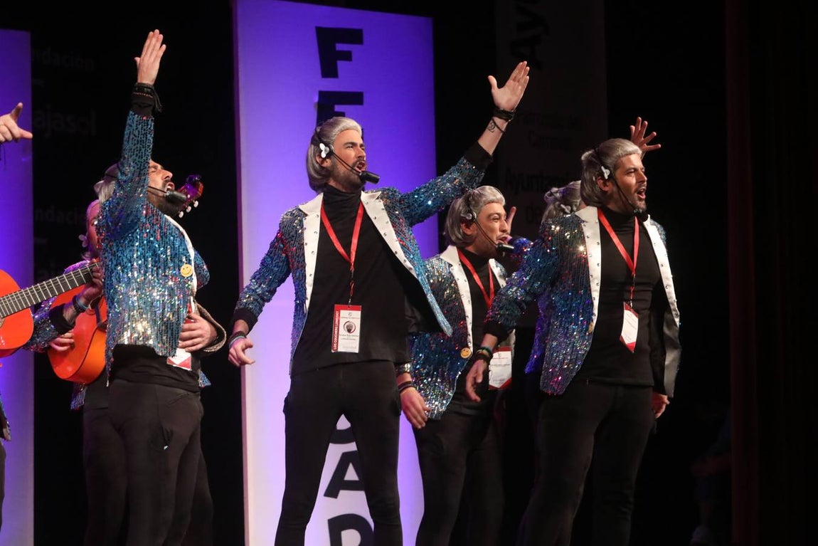 FOTOS: Chirigota de Bizcocho &#039;Los couchers lowcost&#039; en el COAC 20202