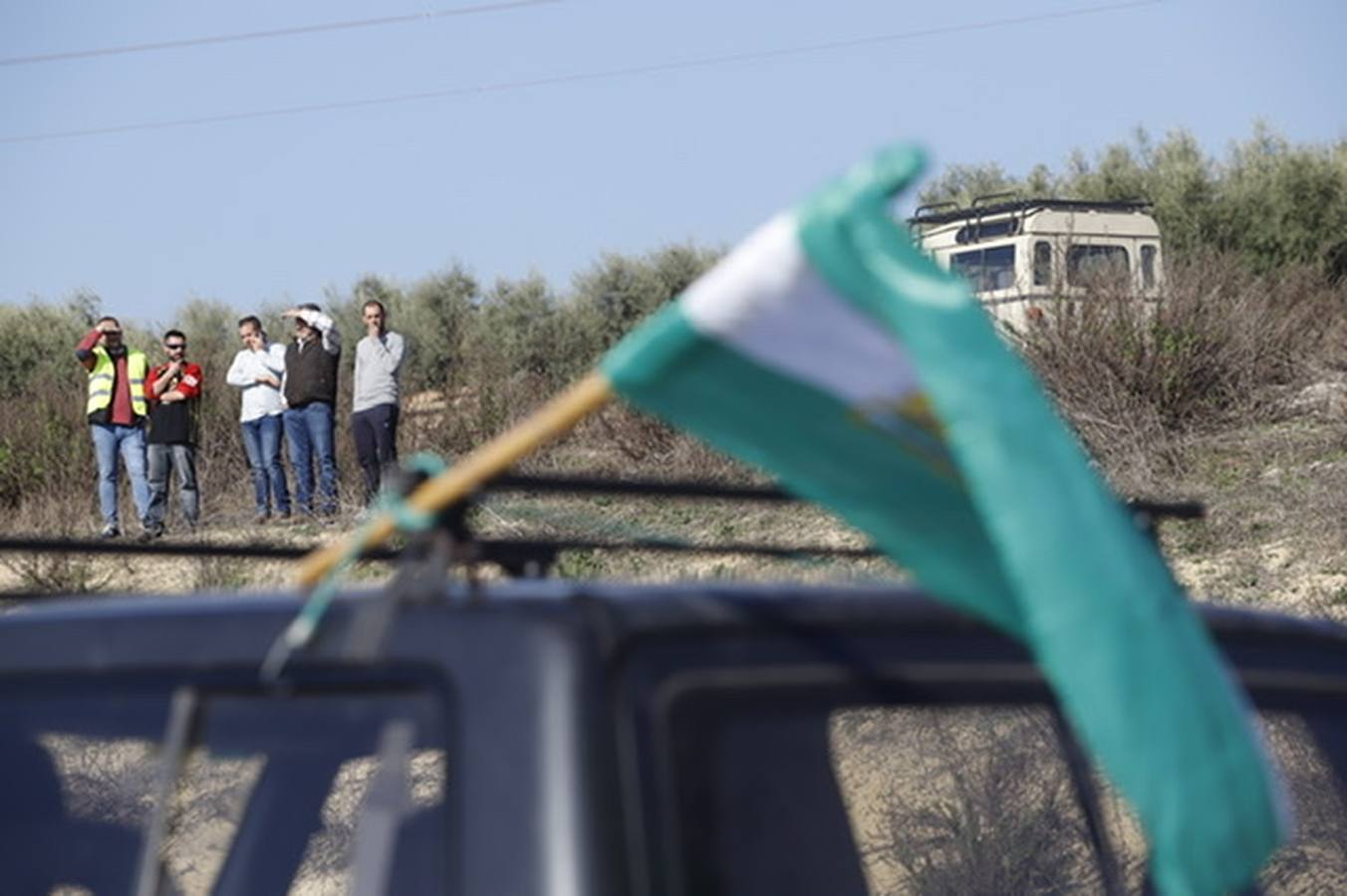 La marcha de agricultores y ganaderos en Lucena, en imágenes (I)