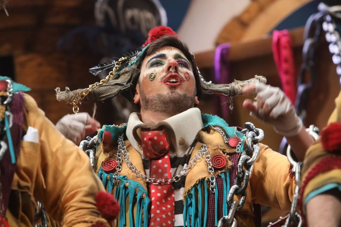 FOTOS: Comparsa Los Encaidenaos en el COAC 2020