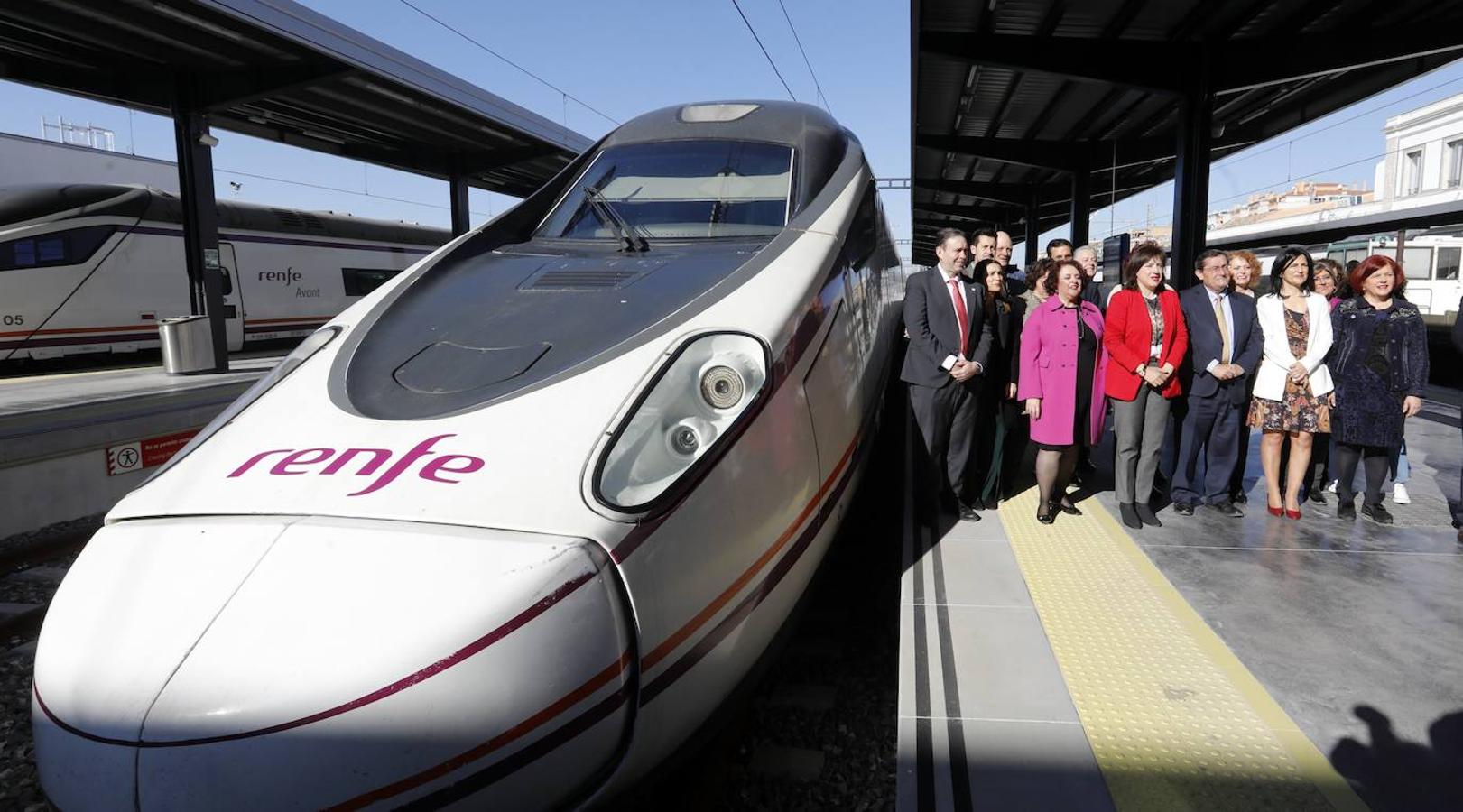 La inauguración del Avant entre Córdoba y Granada, en imágenes