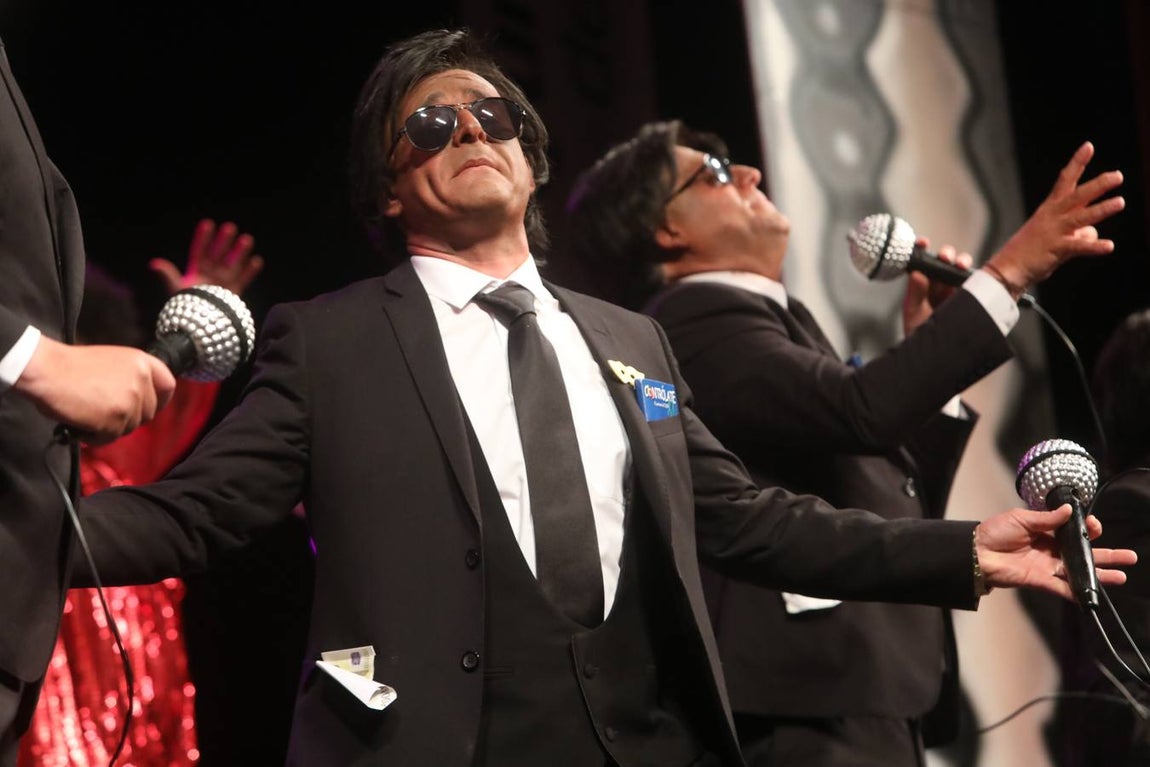 FOTOS: Chirigota &#039;Yo soy tu padre&#039; en el COAC 2020