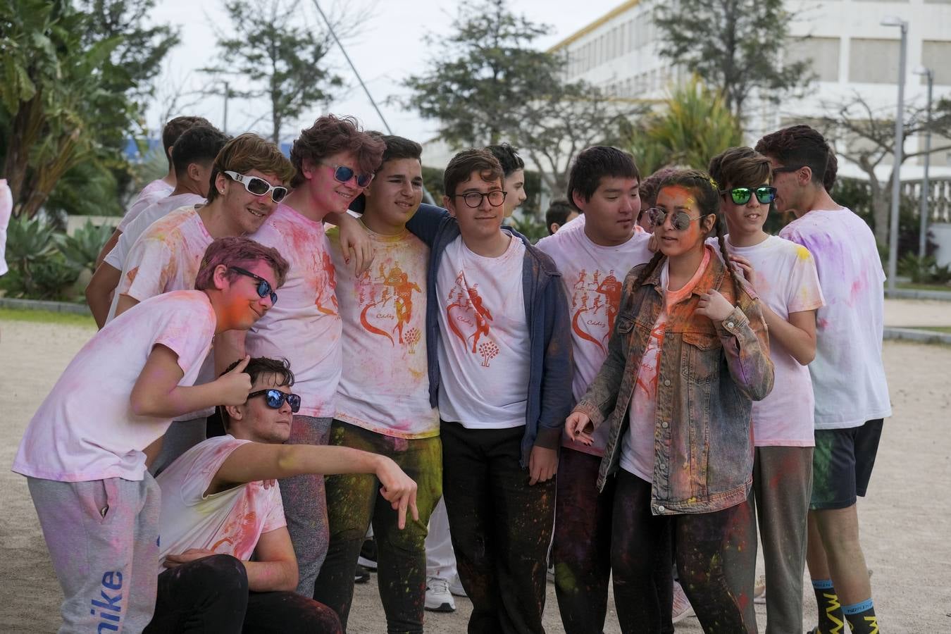 FOTOS: Carrera de colores &#039;Holy run&#039; en Cádiz