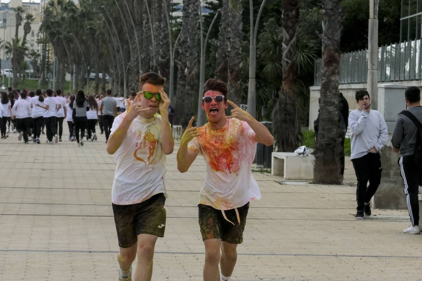 FOTOS: Carrera de colores &#039;Holy run&#039; en Cádiz