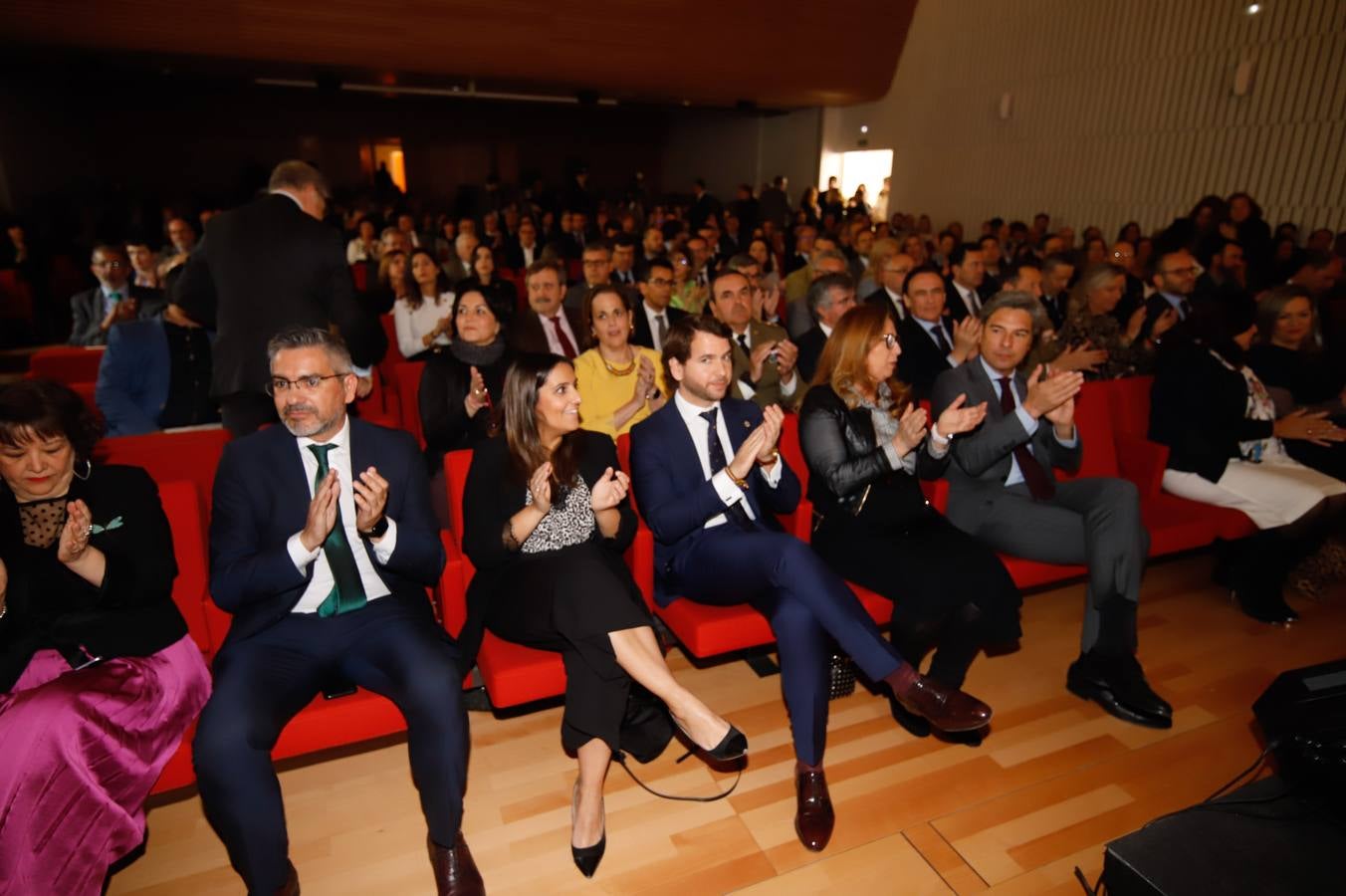 El acto de entrega de banderas de Andalucía en Córdoba, en imágenes