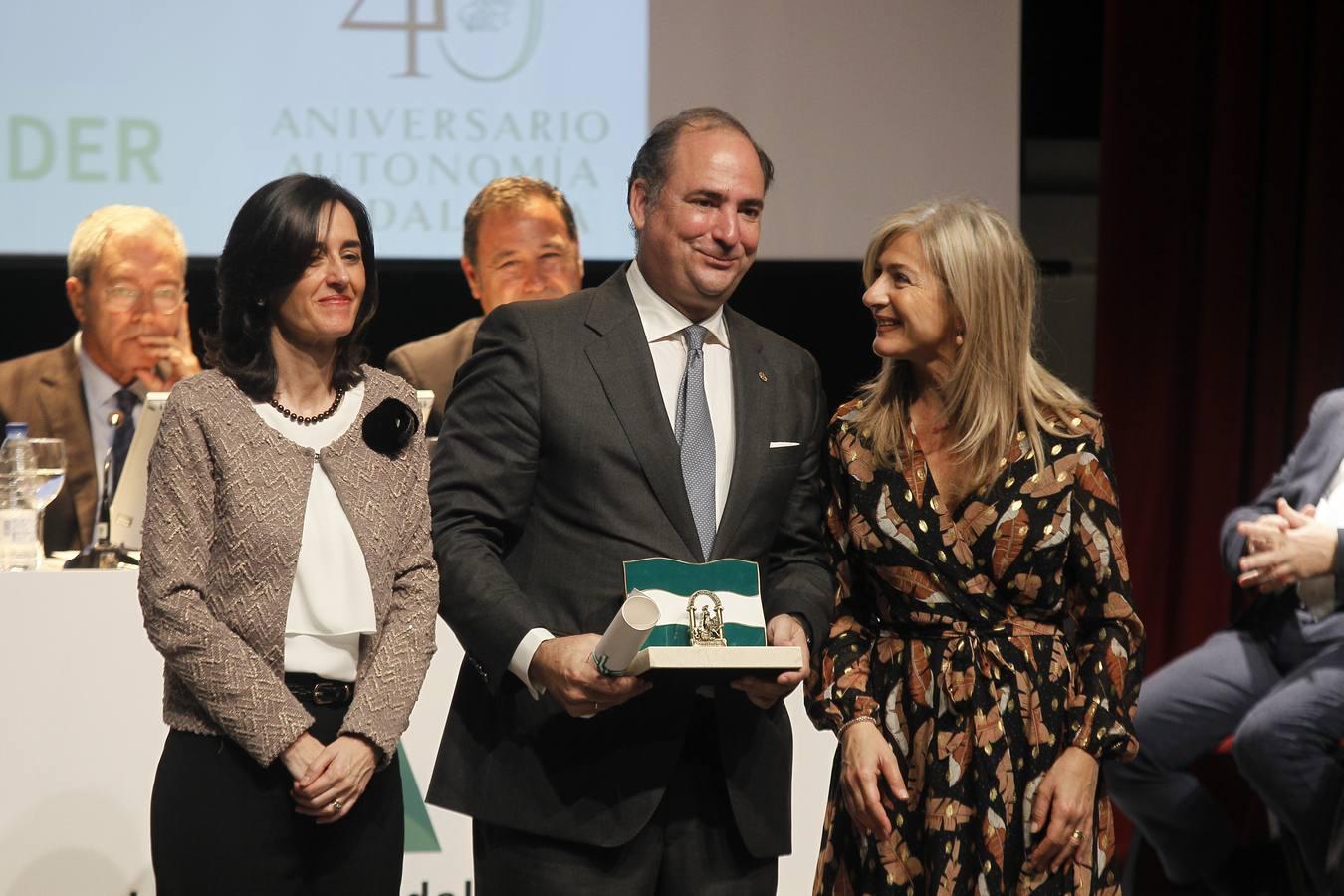 Entrega de «Banderas de Andalucía» de la provincia de Sevilla