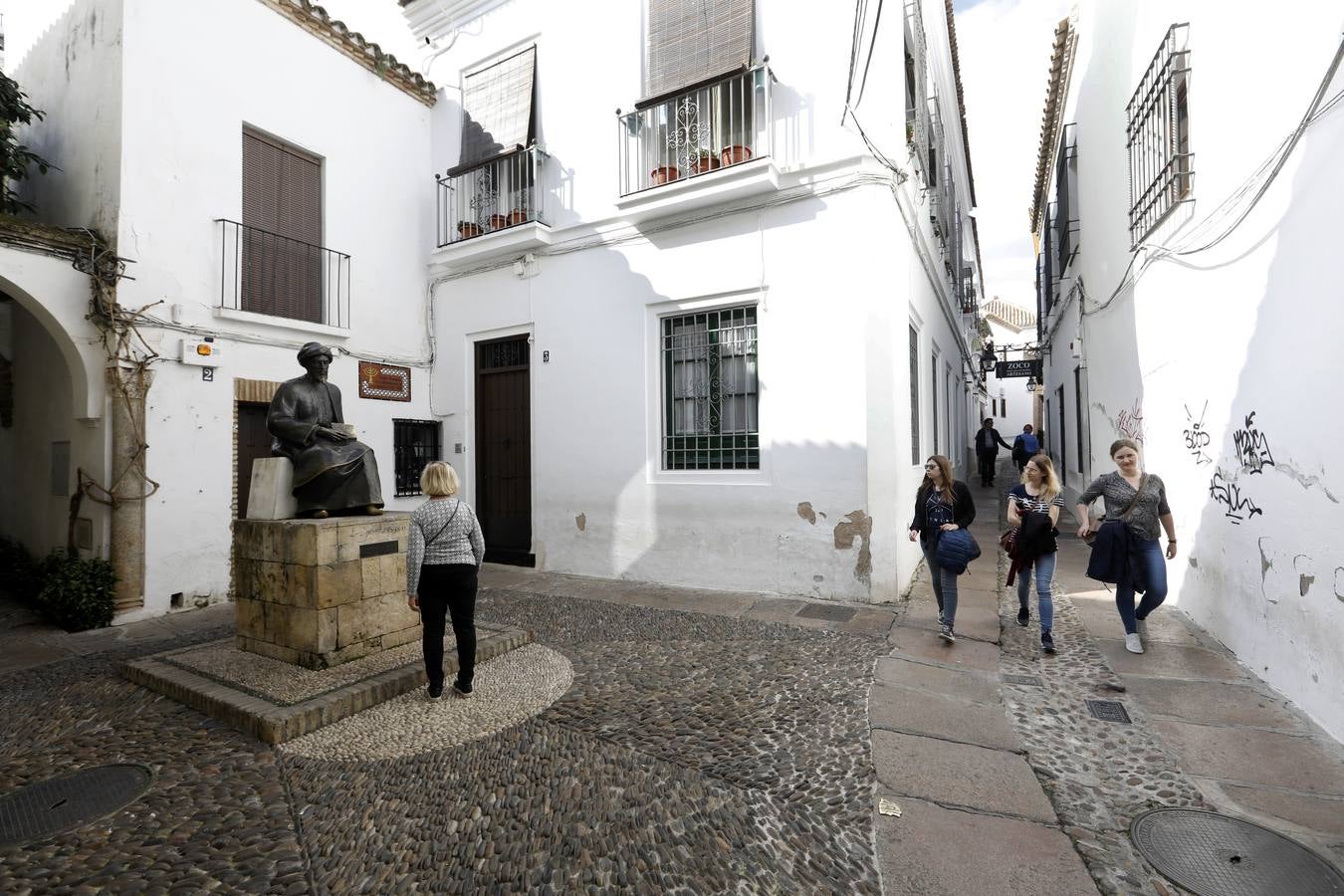 Callejero sentimental de Córdoba. La calle Judíos, en imágenes