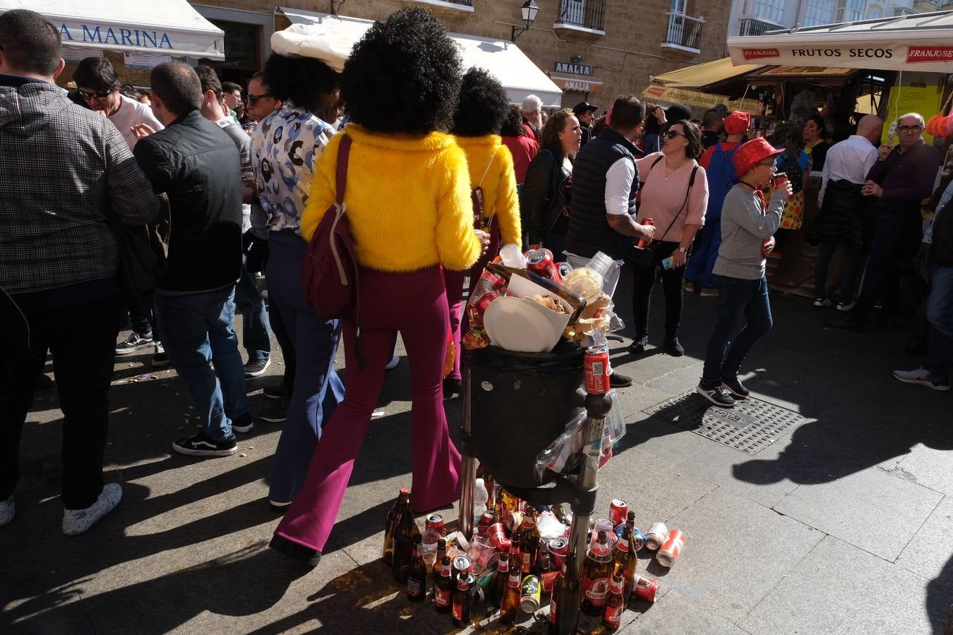 FOTOS: Gran ambiente en la Batalla de coplas del Carnaval de Cádiz 2020