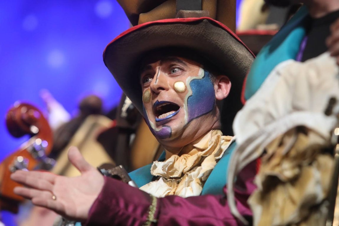 FOTOS: Coro de Julio Pardo &#039;Tócame&#039; en el COAC 2020