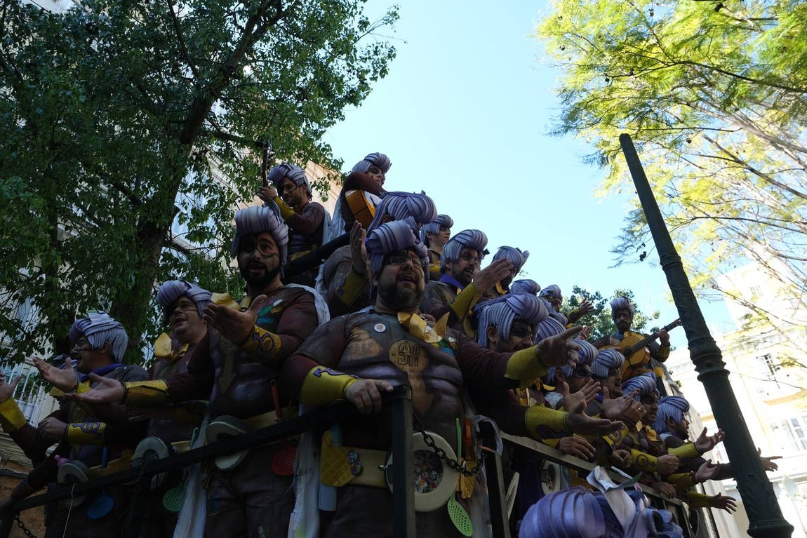FOTOS: Lleno en Cádiz el Domingo de coros de Carnaval