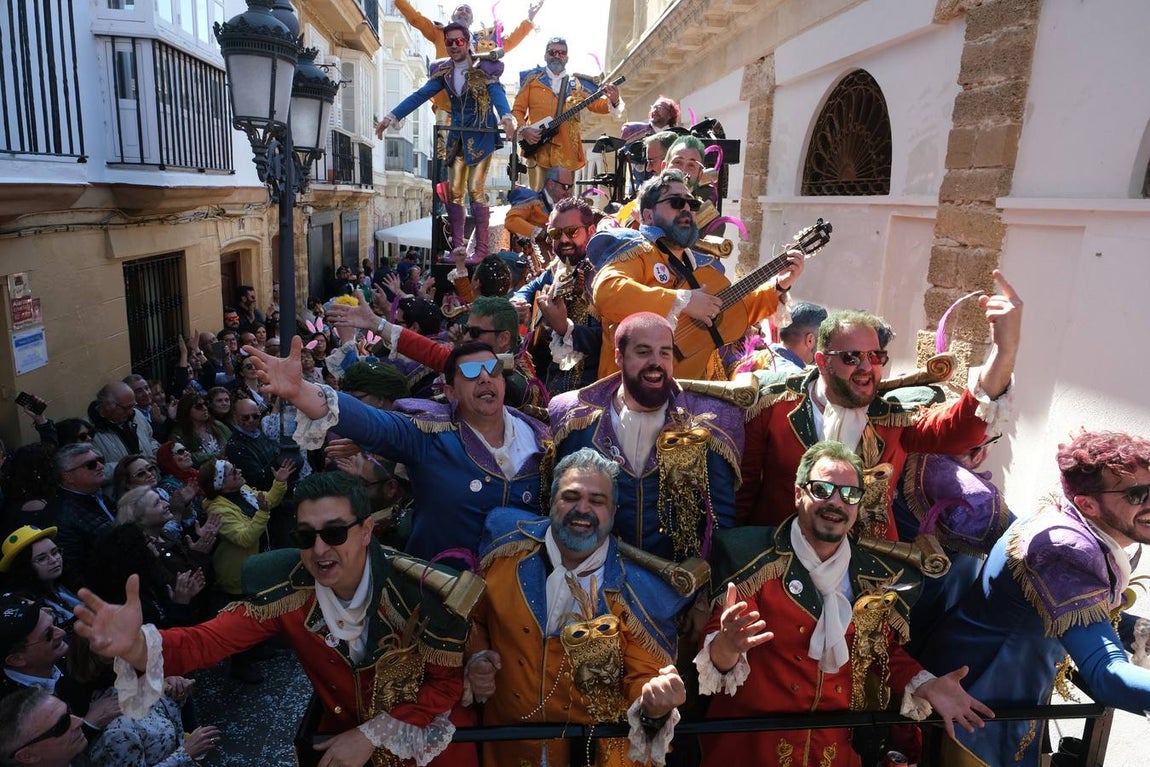 FOTOS: Lleno en Cádiz el Domingo de coros de Carnaval