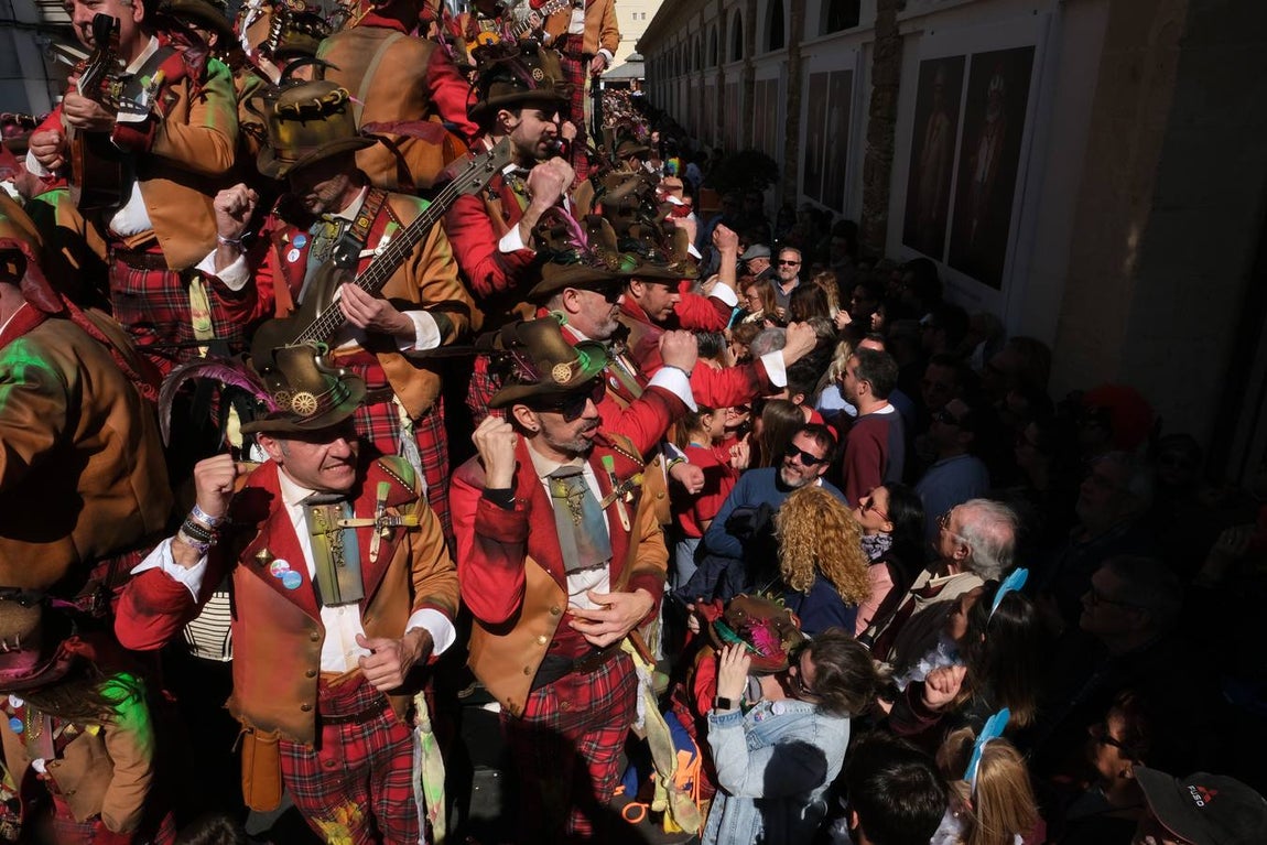 FOTOS: Lleno en Cádiz el Domingo de coros de Carnaval
