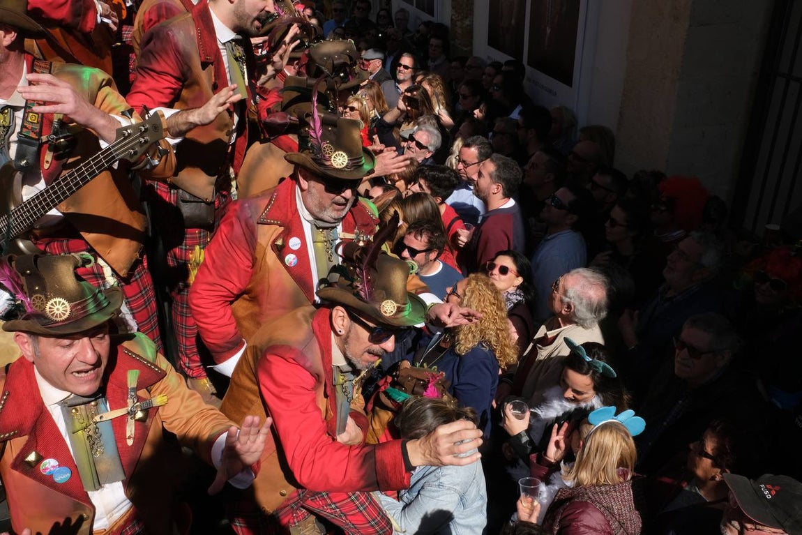 FOTOS: Lleno en Cádiz el Domingo de coros de Carnaval