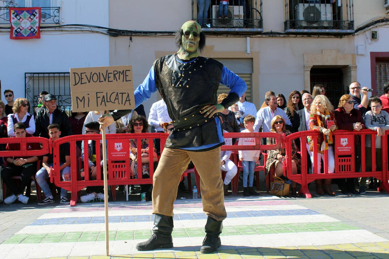 El animado carnaval de Villafranca de los Caballeros, en imágenes