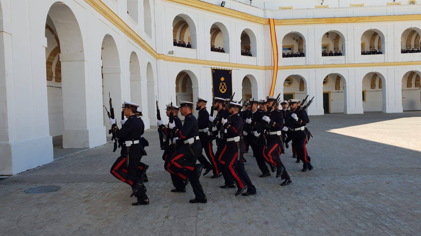 FOTOS: Parada y desfile militar por el 483 aniversario de la Infantería de Marina