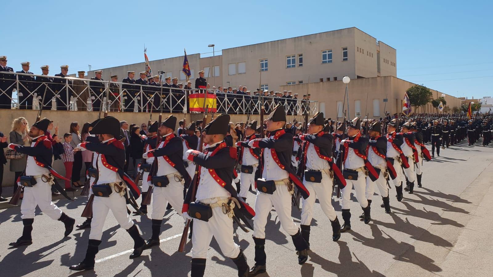 FOTOS: Parada y desfile militar por el 483 aniversario de la Infantería de Marina