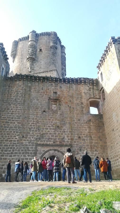 Las visitas al Castillo de Belalcázar con motivo del 28-F, en imágenes