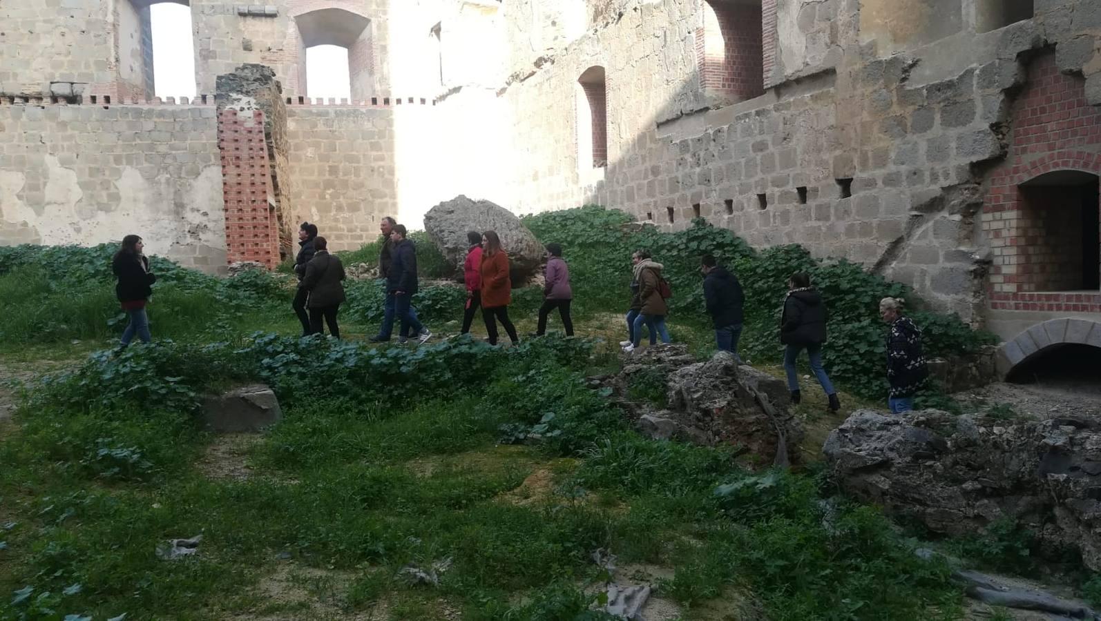 Las visitas al Castillo de Belalcázar con motivo del 28-F, en imágenes