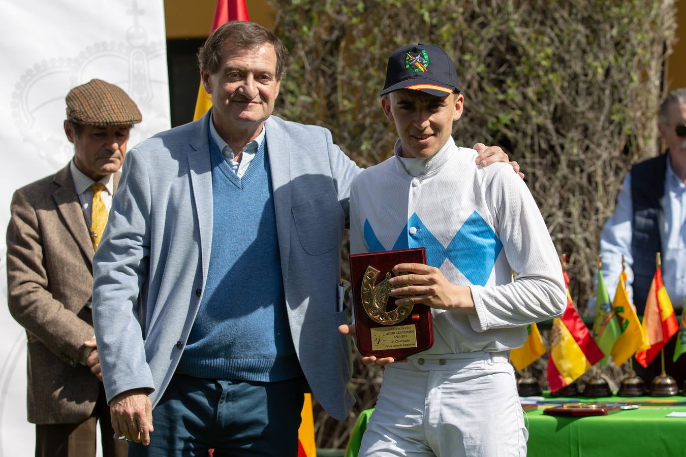 En imágenes, el inicio de las carreras de caballos de Pineda