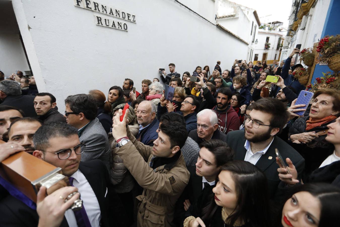 El Vía Crucis del Señor de la Sentencia de Córdoba, en imágenes