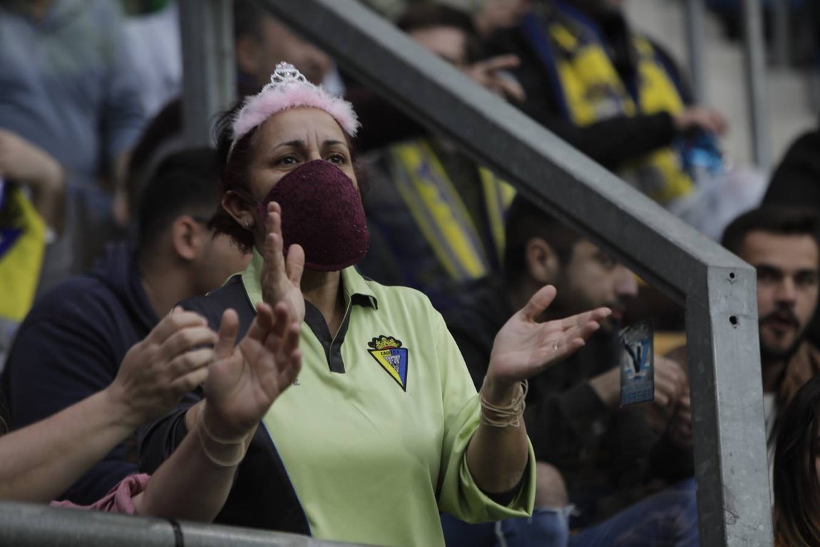 Búscate en el partido del Cádiz CF-Almería