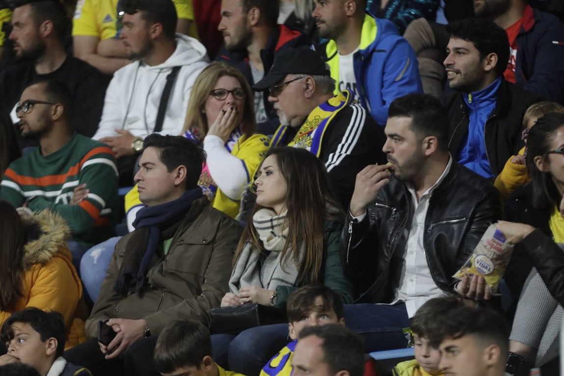 Búscate en el partido del Cádiz CF-Almería