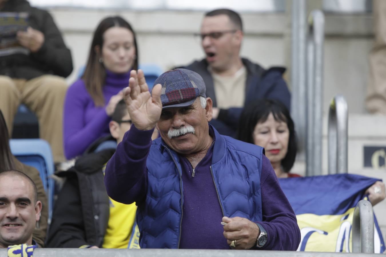 Búscate en el partido del Cádiz CF-Almería