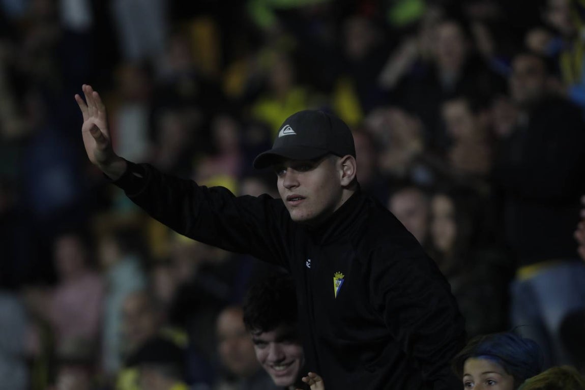 Búscate en el partido del Cádiz CF-Almería