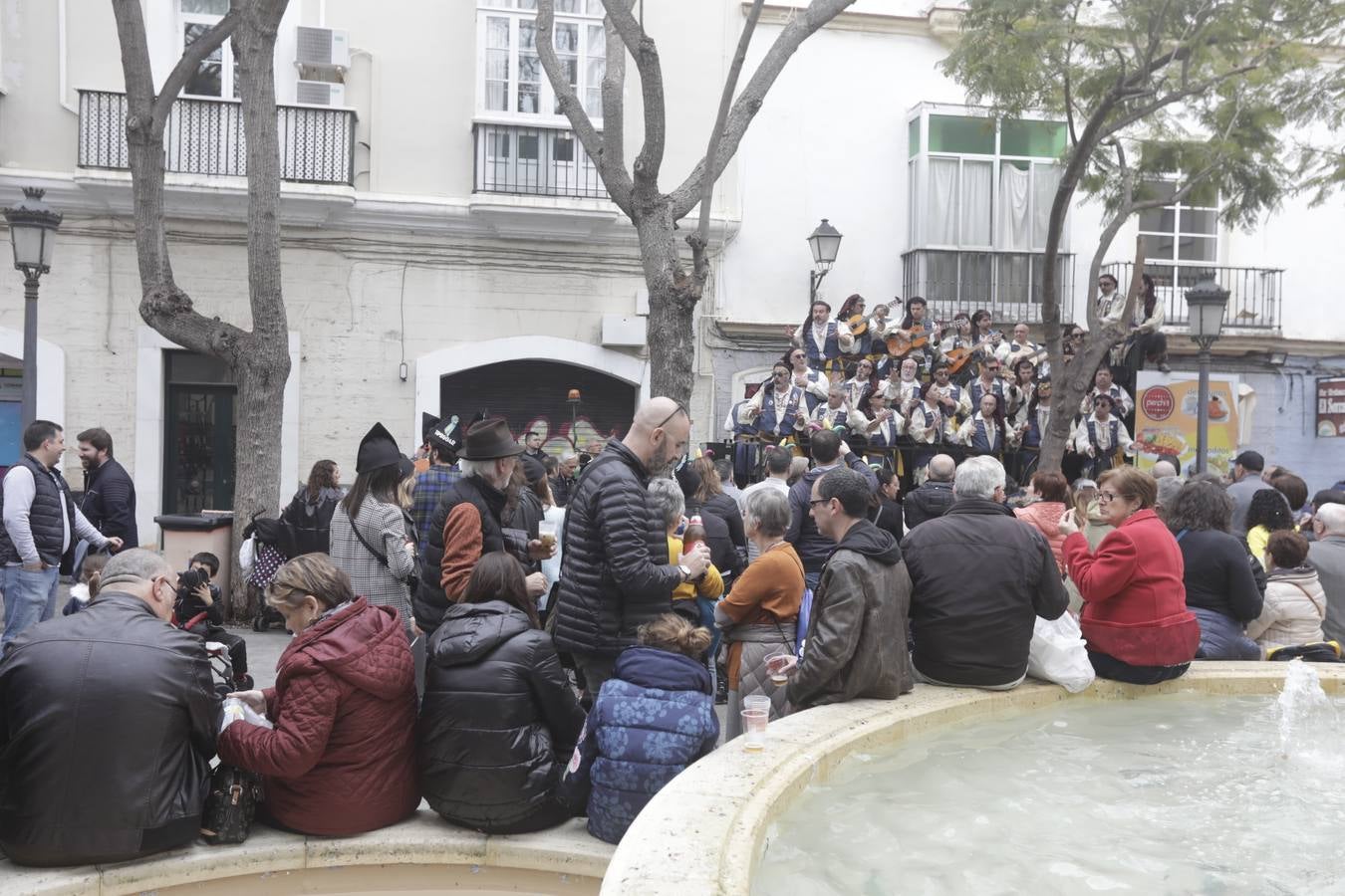 FOTOS: Cádiz se despide de febrero con los carruseles de coros el segundo sábado de carnaval