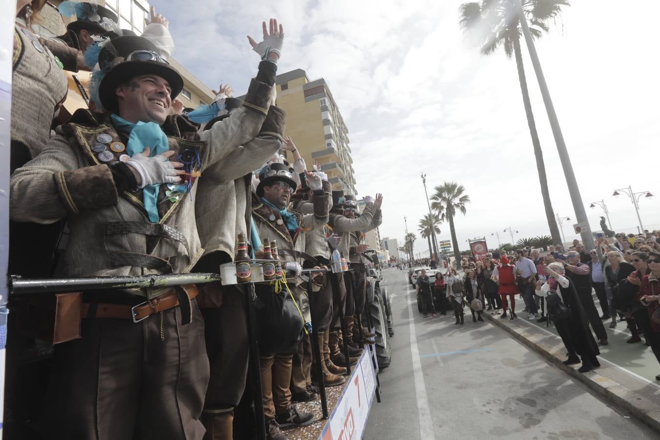 FOTOS: Cádiz se despide de febrero con los carruseles de coros el segundo sábado de carnaval