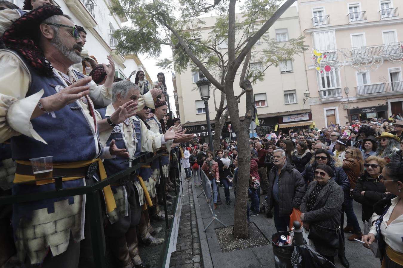 FOTOS: Cádiz se despide de febrero con los carruseles de coros el segundo sábado de carnaval