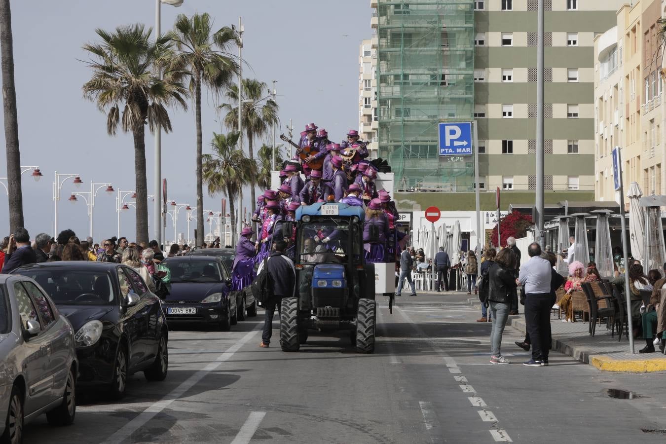 FOTOS: Cádiz se despide de febrero con los carruseles de coros el segundo sábado de carnaval