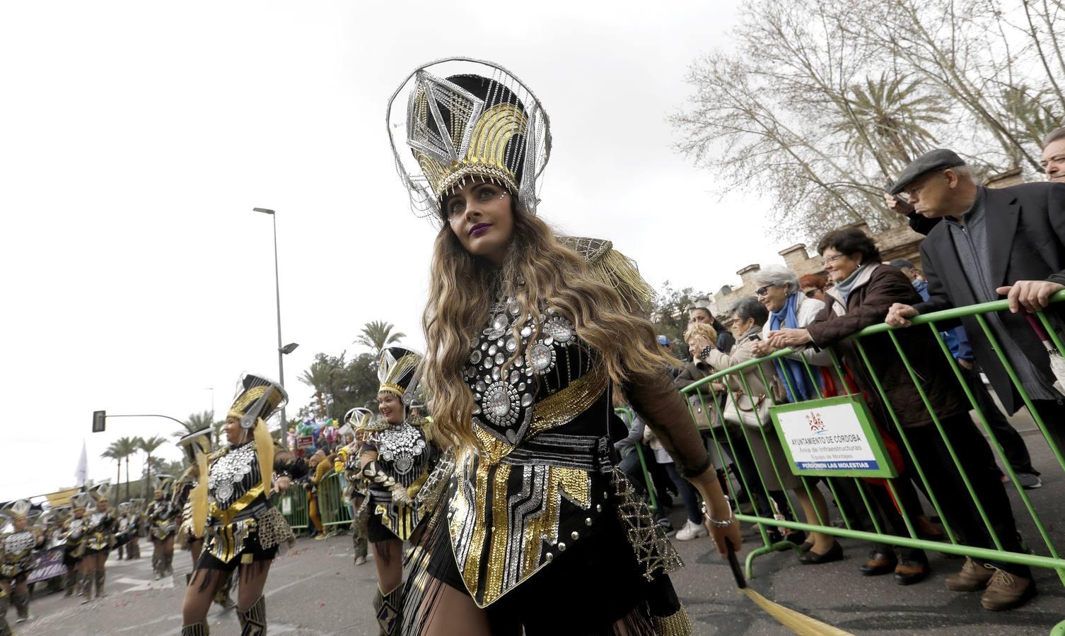 El gran desfile del Carnaval de Córdoba, en imágenes